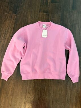 NEW WITH TAGS Aritzia Perfect Fit Sweatshirt size small Morganite Pink
